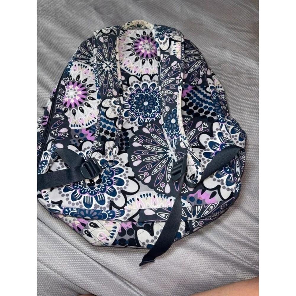 Large Vera Bradley Floral Paisley Quilted Backpack - Picture 6 of 8